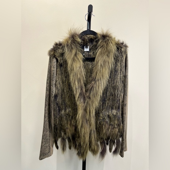 Jackets & Blazers - Unique Fur Coat